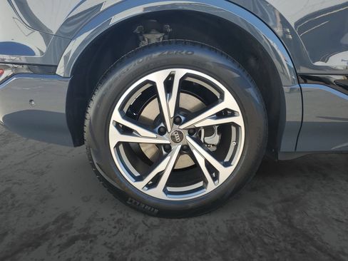 New 2027 Audi Q6 e-tron Premium Plus AWD/4WD image 5