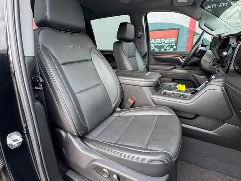 Used 2024 GMC Sierra 3500 Denali w/ Technology Package image 20