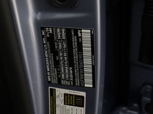 Used 2026 Mercedes-Benz GLE 580 4MATIC image 25