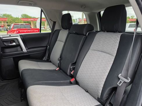 Used 2021 Toyota 4Runner SR5 AWD/4WD image 19