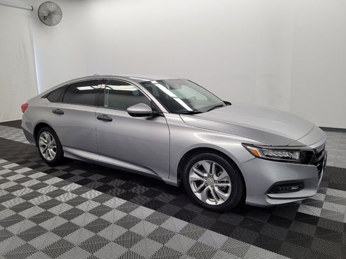 Used 2018 Honda Accord LX image 11