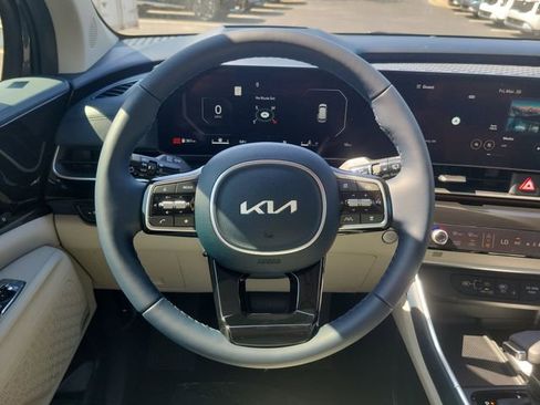 New 2026 Kia Carnival SX Prestige FWD image 11