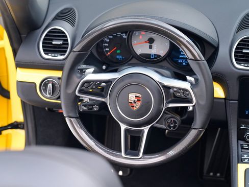 Used 2025 Porsche 718 Boxster S image 19