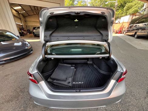 Used 2023 Toyota Camry SE FWD image 54