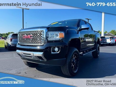 Used 2019 GMC Canyon Denali image 3