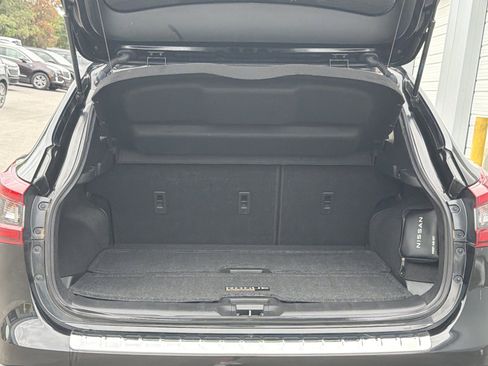 Used 2021 Nissan Rogue Sport SV FWD image 30