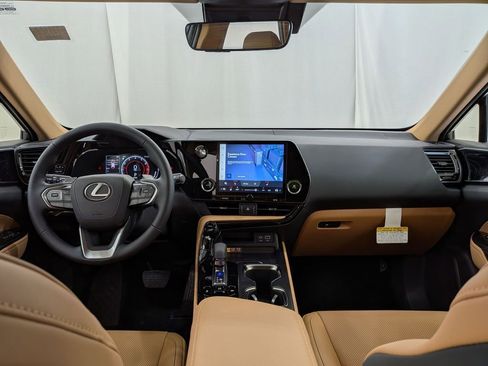 New 2026 Lexus NX 350h FWD image 17