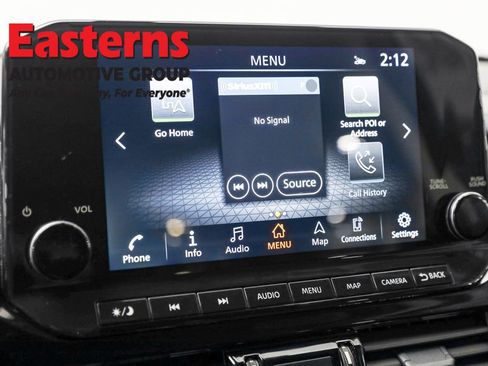 Used 2024 Nissan Pathfinder SL AWD/4WD image 19