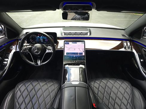 Used 2023 Mercedes-Benz S 580 4MATIC Sedan image 10
