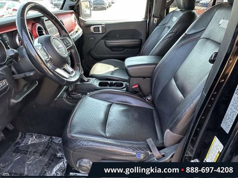 Used 2020 Jeep Wrangler Unlimited Rubicon w/ Dual Top Group AWD/4WD image 16