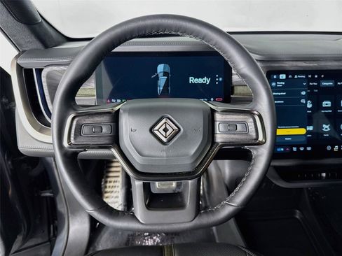 Used 2024 Rivian R1S Adventure AWD/4WD image 11