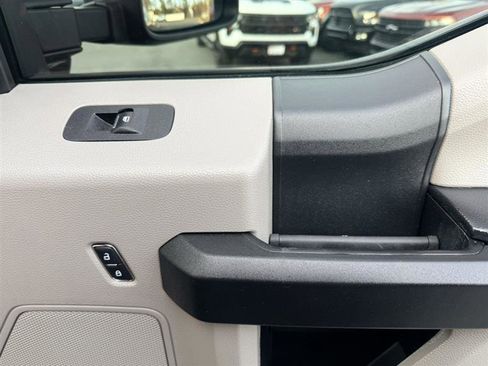 Used 2019 Ford F250 XL w/ STX Appearance Package image 16