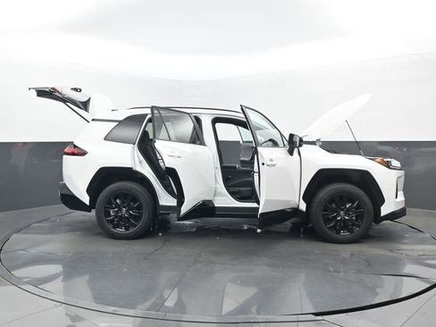 New 2026 Toyota RAV4 SE FWD image 31
