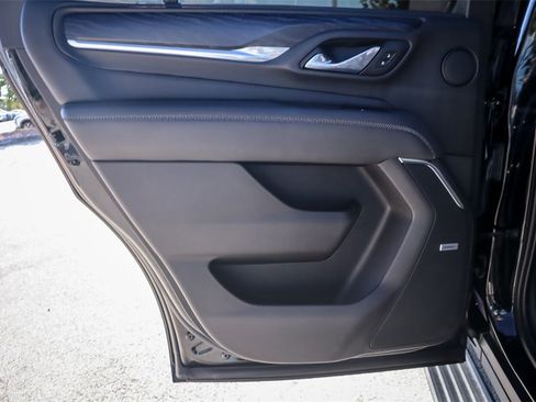 Used 2021 GMC Yukon Denali w/ Denali Ultimate Package image 28