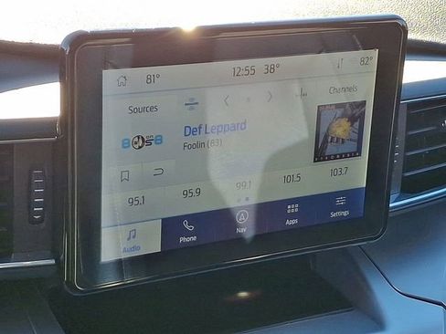 Used 2022 Ford Explorer XLT w/ Equipment Group 202A image 24