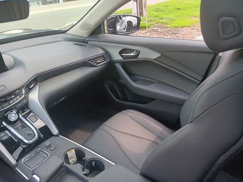 Used 2023 Acura TLX FWD image 12