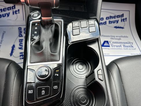 Used 2025 Kia Sportage X-Line image 28