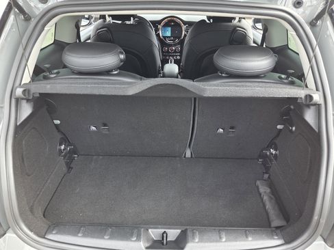 Used 2022 MINI Cooper S w/ Signature Upholstery Package image 8