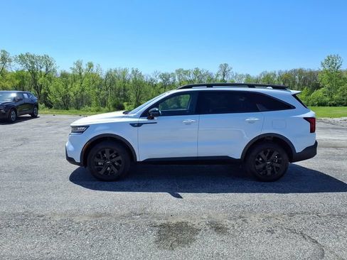 Used 2023 Kia Sorento S w/ Panoramic Sunroof Package AWD/4WD image 39