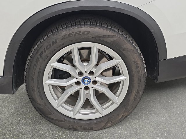 Certified 2023 BMW X5 xDrive45e w/ Executive Package AWD/4WD image 30