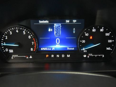 Used 2020 Ford Explorer XLT image 10