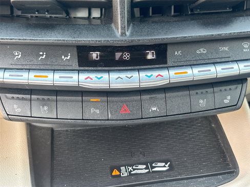 Used 2020 Cadillac CT4 Premium Luxury image 23