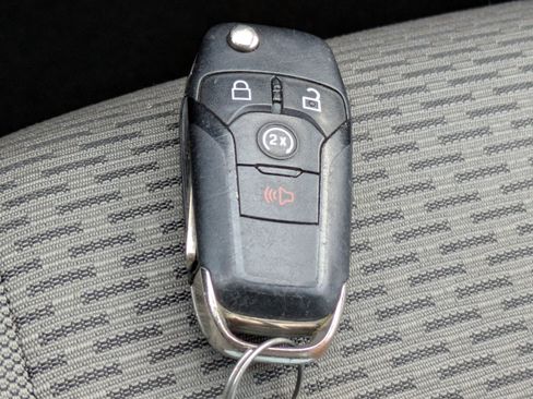 Used 2015 Ford F150 XLT w/ Equipment Group 302A Luxury image 30