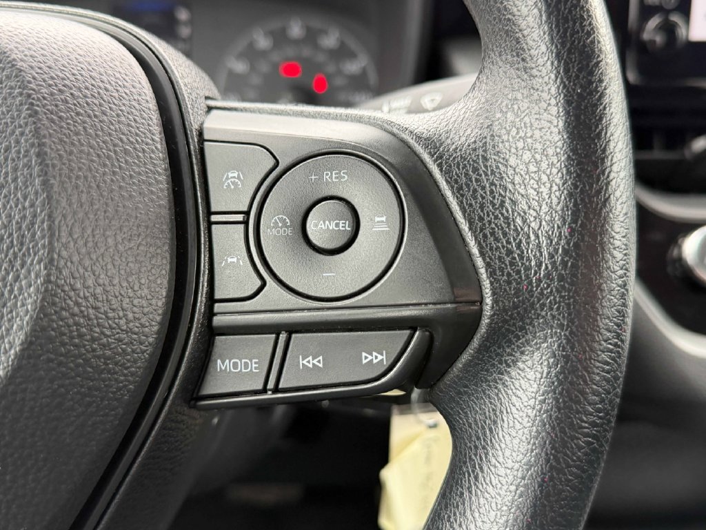 Used 2024 Toyota Corolla LE FWD image 37