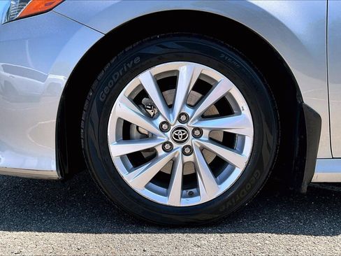 Used 2023 Toyota Camry LE FWD image 8