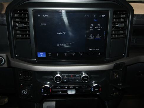 Used 2025 Ford F150 XL w/ Equipment Group 104A Hybrid image 13