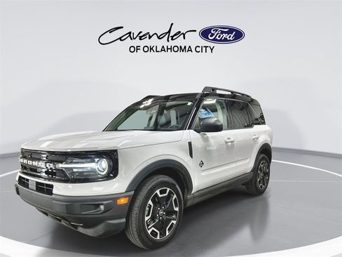 Used 2022 Ford Bronco Sport Outer Banks image 4