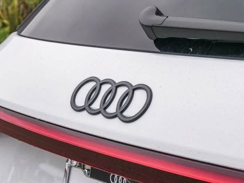 New 2027 Audi Q6 e-tron Premium Plus AWD/4WD image 11