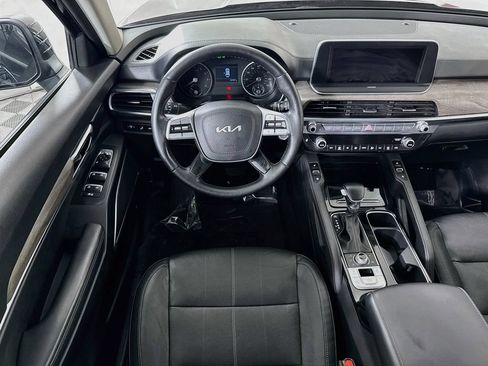 Used 2022 Kia Telluride EX w/ EX Premium Package AWD/4WD image 3