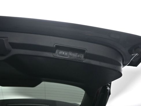 Certified 2022 Ford Explorer XLT image 22