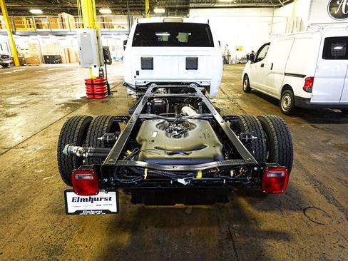 New 2026 RAM 4500 Tradesman w/ Cold Weather Group AWD/4WD image 6