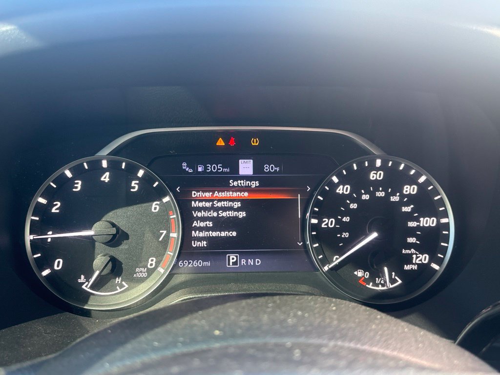 Used 2021 Nissan Titan SV w/ SV Convenience Package RWD image 24