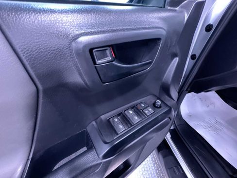 Used 2023 Toyota Tacoma SR image 4