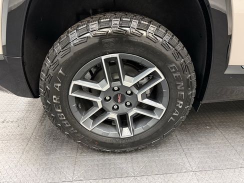 New 2026 GMC Terrain AT4 w/ Convenience Package III image 10