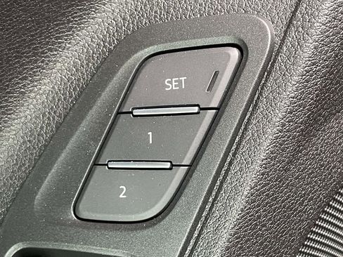 New 2025 Audi Q3 2.0T Premium w/ Convenience Package image 33