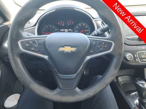 Used 2017 Chevrolet Malibu LS image 14