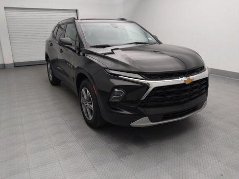 Used 2024 Chevrolet Blazer LT w/ Convenience Package FWD image 14