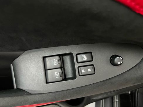 Used 2024 Nissan Z Performance w/ Floor Mat Package image 4