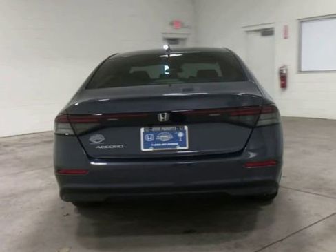 Used 2023 Honda Accord EX image 2