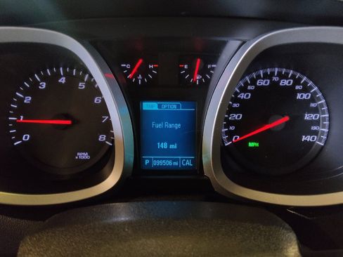 Used 2014 Chevrolet Equinox LS image 23