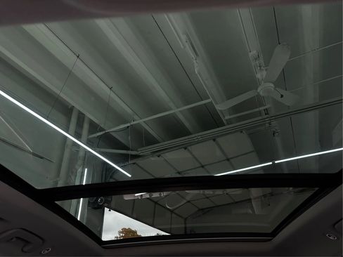 Used 2018 Audi Q7 3.0T Premium Plus image 28