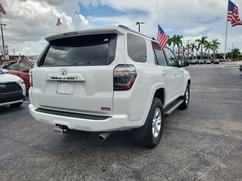 Used 2022 Toyota 4Runner SR5 RWD image 7