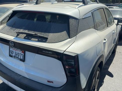 Used 2025 Nissan Kicks SR w/ Illumination Package FWD image 6