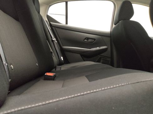 Used 2024 Nissan Sentra SV FWD image 19