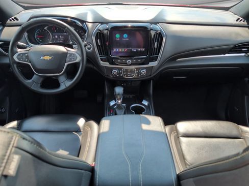 Used 2023 Chevrolet Traverse LT w/ LT Premium Package AWD/4WD image 18