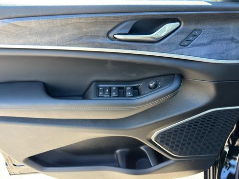 New 2026 Jeep Grand Cherokee Limited w/ Limited Altitude Package image 8